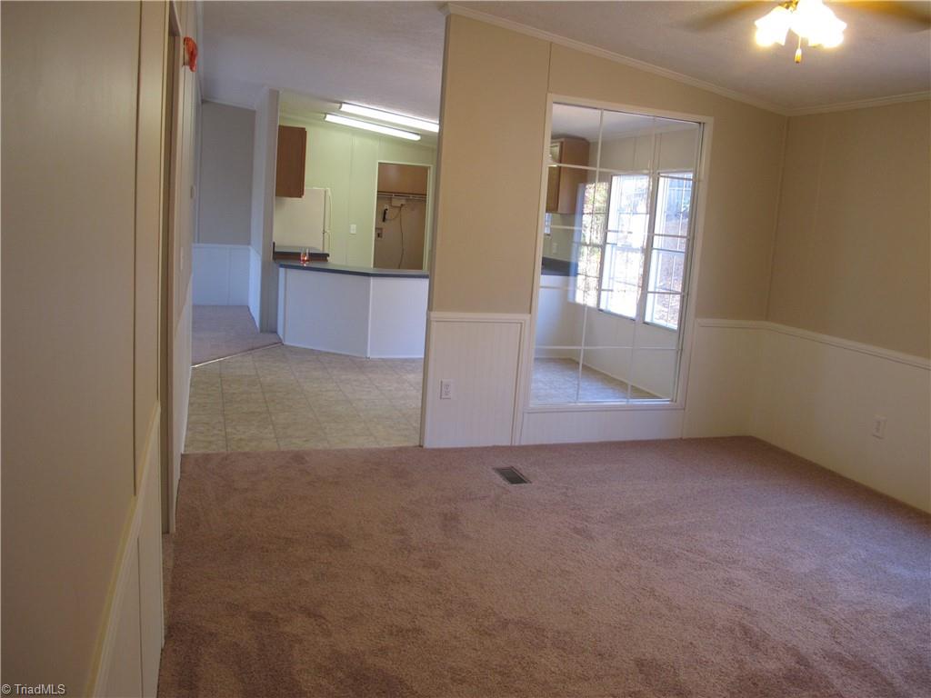2177 Boiling Springs Road Purlear, NC 28665 - Photo 14 of 40