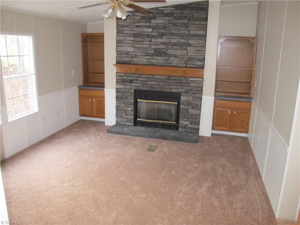 2177 Boiling Springs Road Purlear, NC 28665 - Photo 15 of 40
