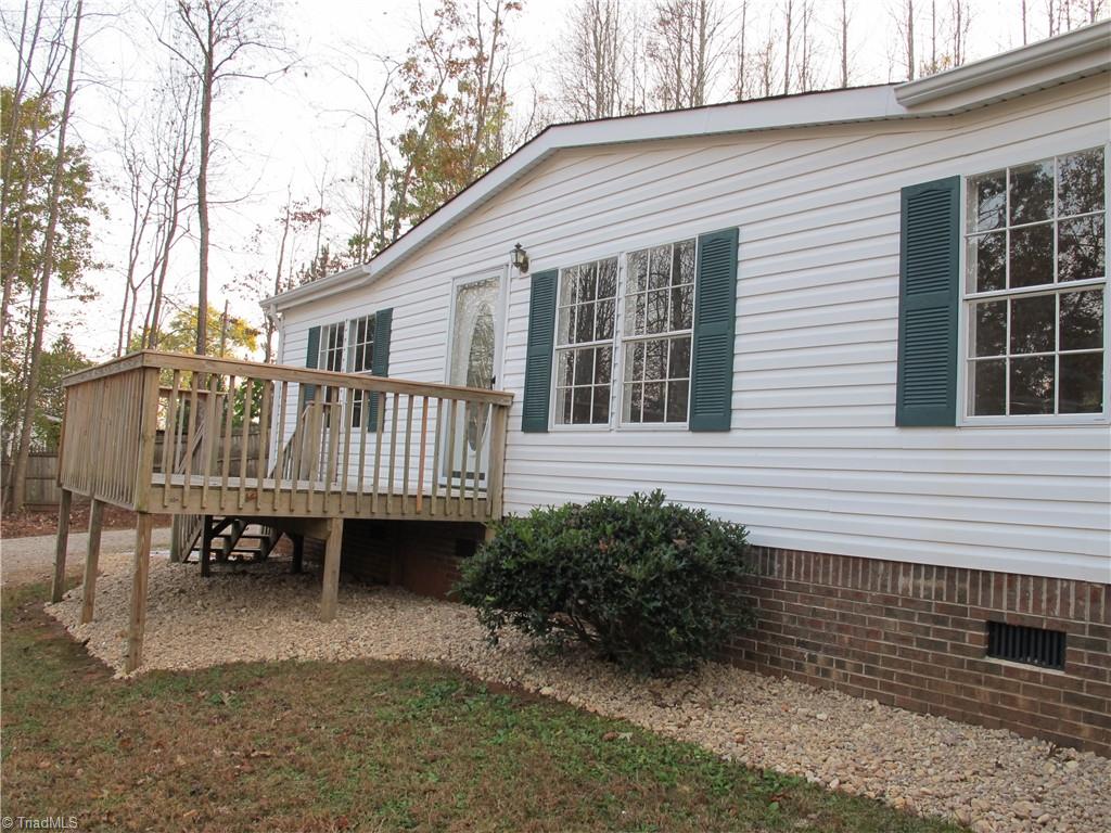 2177 Boiling Springs Road Purlear, NC 28665 - Photo 2 of 40
