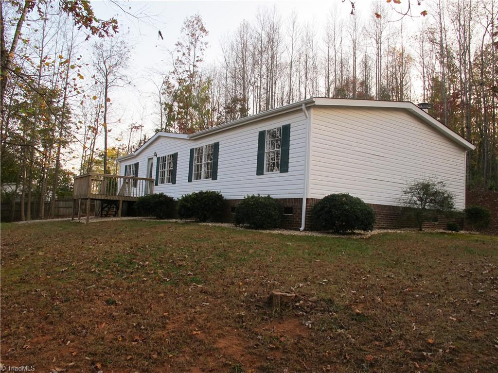 2177 Boiling Springs Road Purlear, NC 28665 - Photo 22 of 40