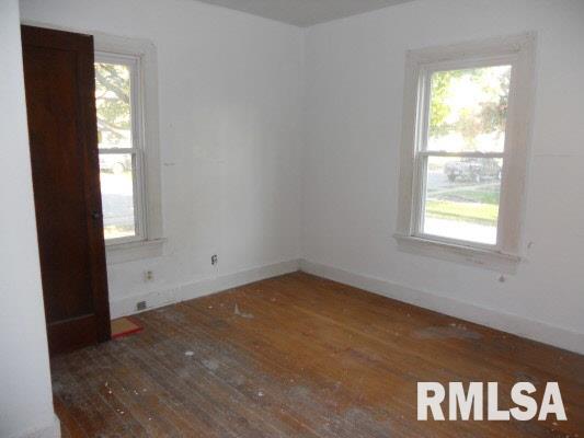 210 South Rolff Street Davenport, IA 52802 - Photo 6 of 7 Gallery Image 6