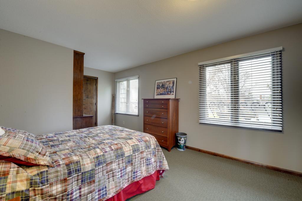 4821 Roycar Road Edina, MN 55435 - Photo 20 of 26