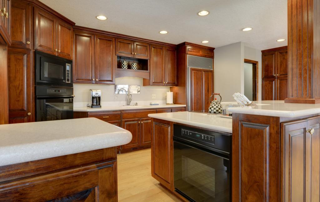 4821 Roycar Road Edina, MN 55435 - Photo 6 of 26