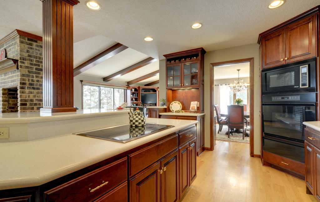 4821 Roycar Road Edina, MN 55435 - Photo 7 of 26