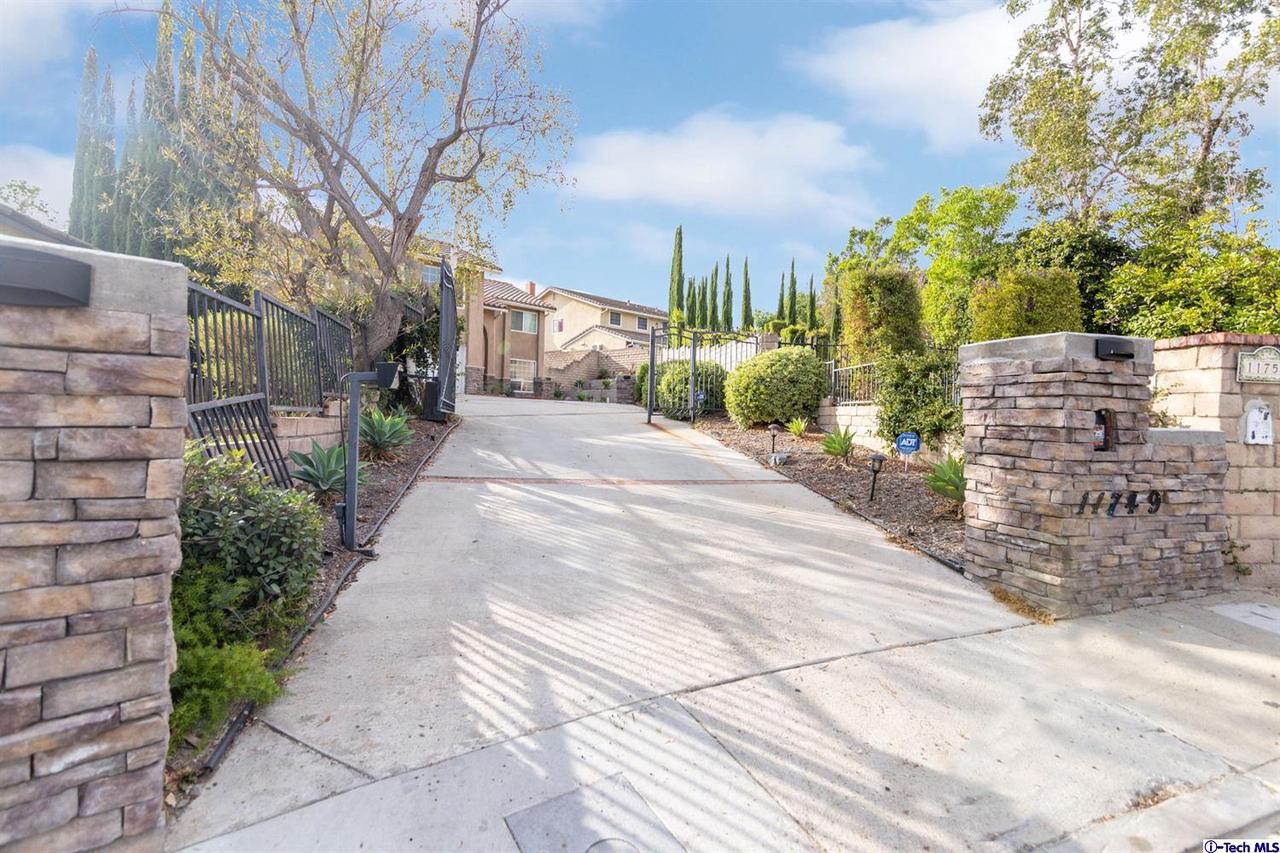 11749 Castillo Lane Porter Ranch, CA 91326 - Photo 1 of 39 Gallery Image 1