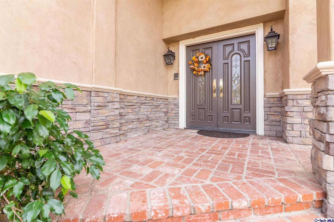 11749 Castillo Lane Porter Ranch, CA 91326 - Photo 8 of 39 Gallery Image 8