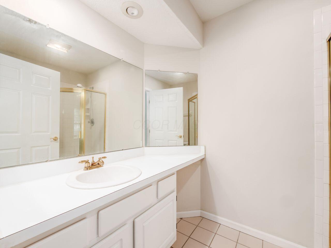 163 Collier Ridge Drive Columbus, OH 43235 - Photo 26 of 36 Second BR, Full Bath