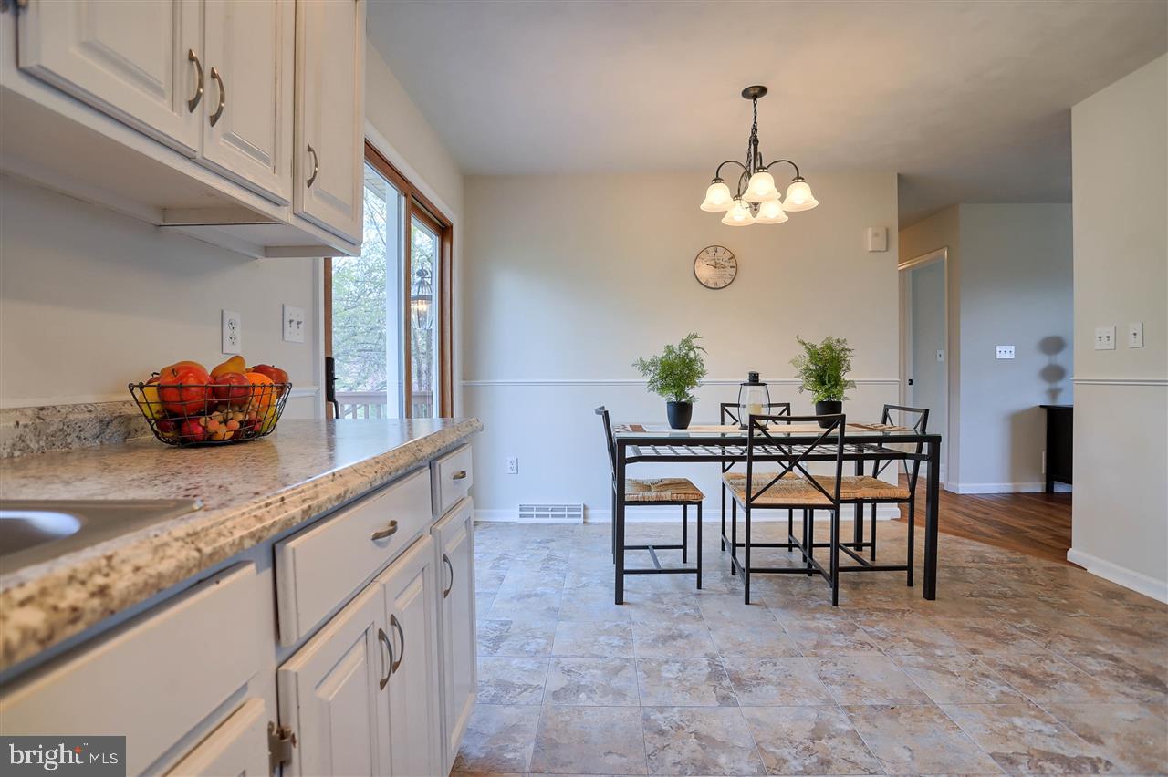 680 Beck Mill Road Hanover, PA 17331 - Photo 4 of 12