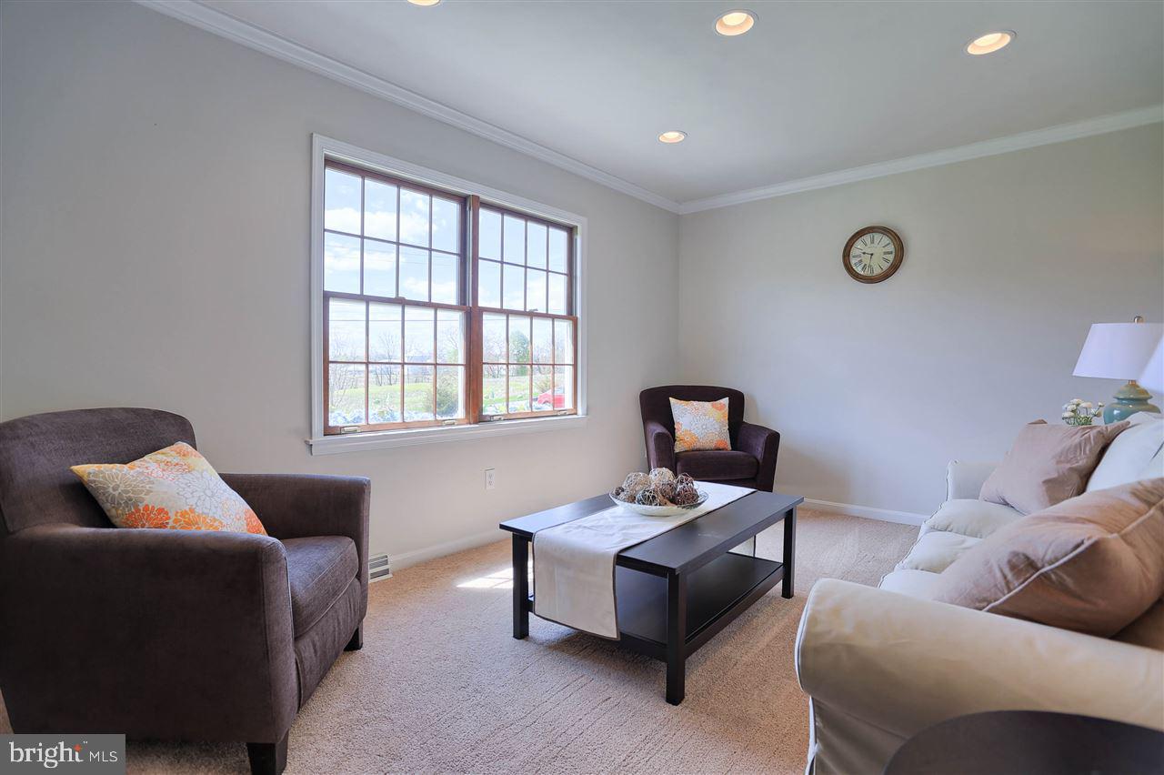 680 Beck Mill Road Hanover, PA 17331 - Photo 6 of 12