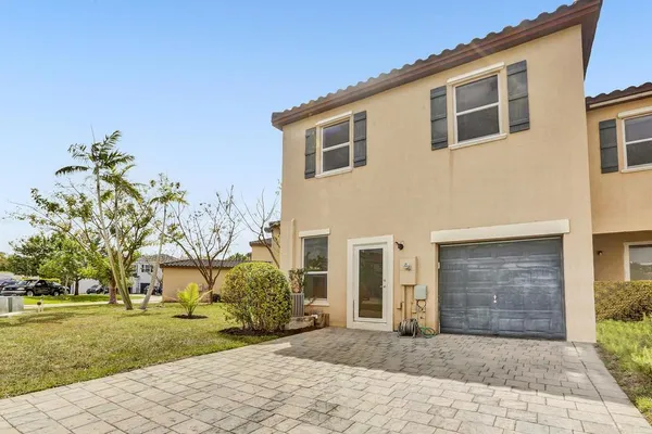 $3,500 | 9081 Southwest 169th Avenue, Miami, FL 33196