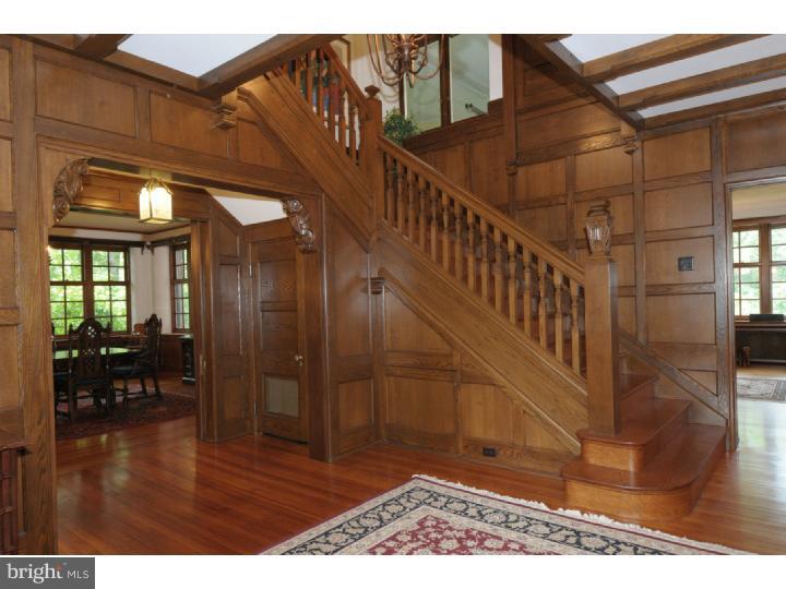 910 Penn Valley Road Media, PA 19063 - Photo 4 of 25 Foyer