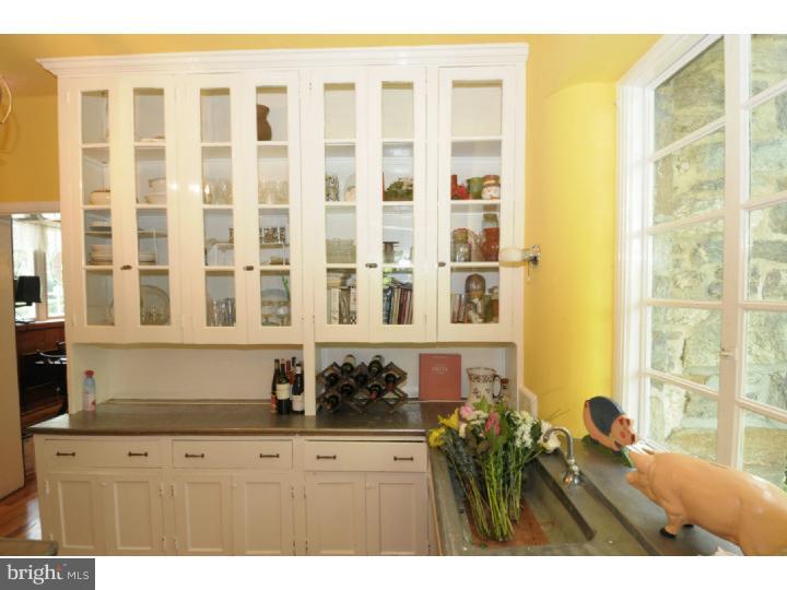 910 Penn Valley Road Media, PA 19063 - Photo 10 of 25 Butler Pantry