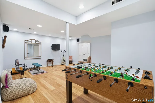 $927,500 | 24 Scott Road, Oxford, CT 06478