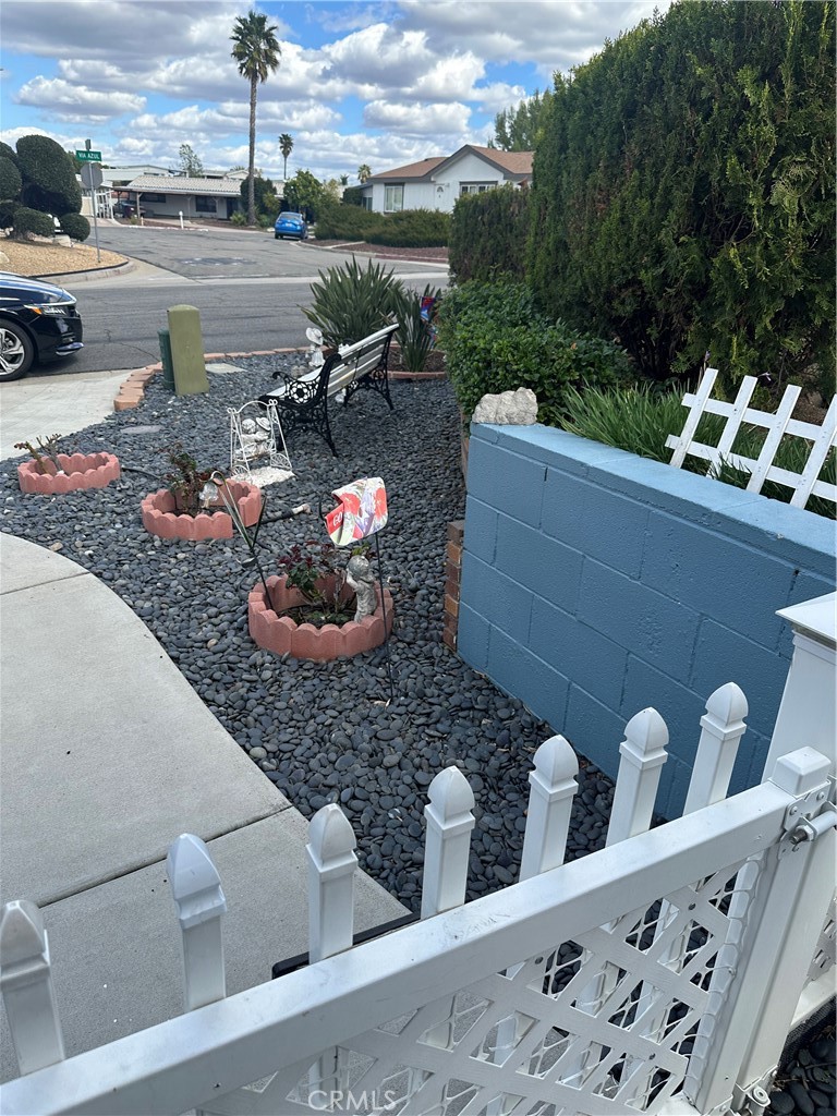 38641 Via Azul Murrieta, CA 92563 - Photo 3 of 18