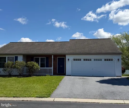$329,900 | 129 Creek View Drive, Jonestown, PA 17038