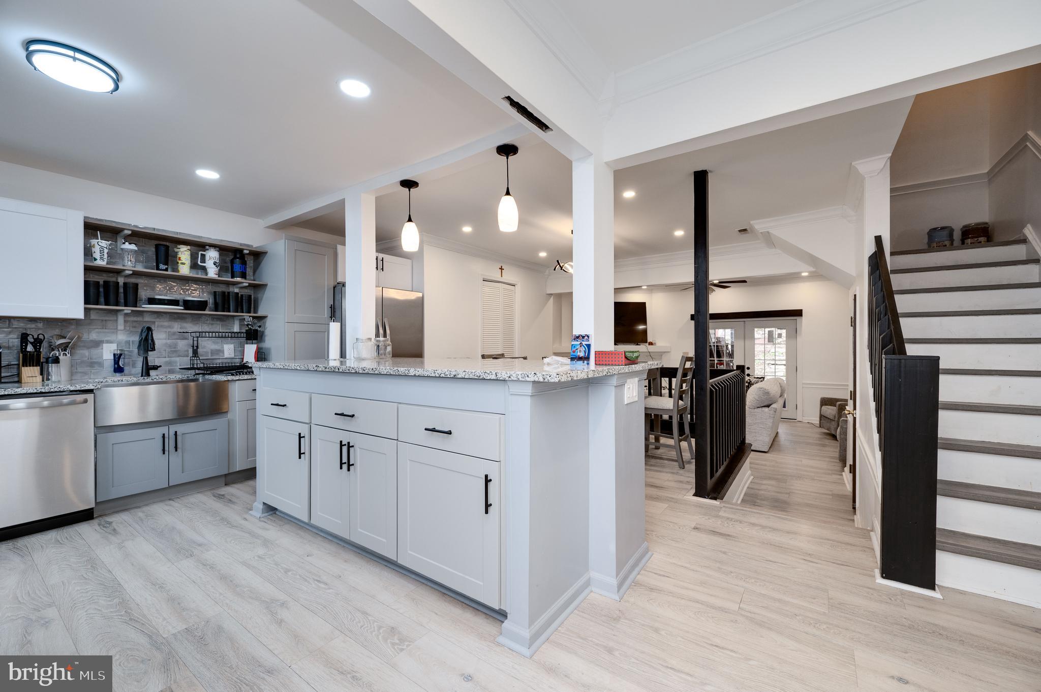 1258 Fox Run Reading, PA 19606 - Photo 9 of 31