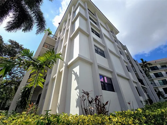 $1,900 | 1000 River Reach Drive, Unit 419, Fort Lauderdale, FL 33315