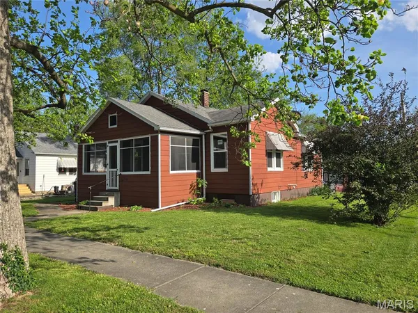 $139,900 | 310 East South Avenue, Greenville, IL 62246