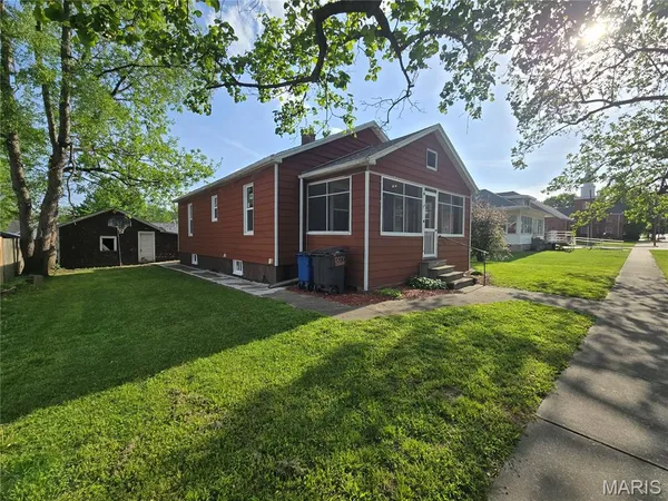 $139,900 | 310 East South Avenue, Greenville, IL 62246