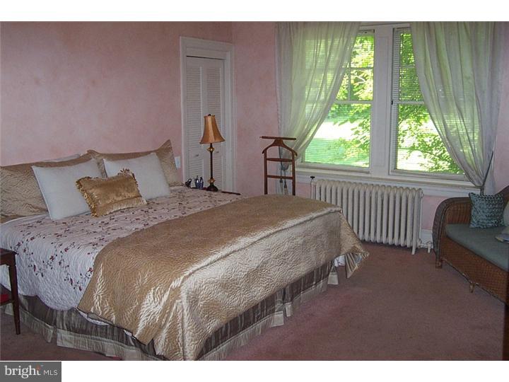 222 East Waverly Road Wyncote, PA 19095 - Photo 7 of 13