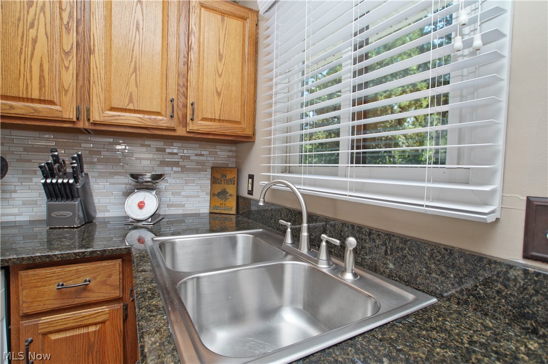 7475 Morley Road Mentor, OH 44060 - Photo 7 of 19 Gallery Image 7