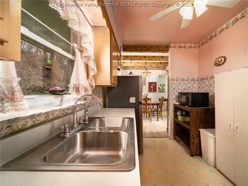 1564 Smith Road Charleston, WV 25314 - Photo 7 of 18 Gallery Image 7