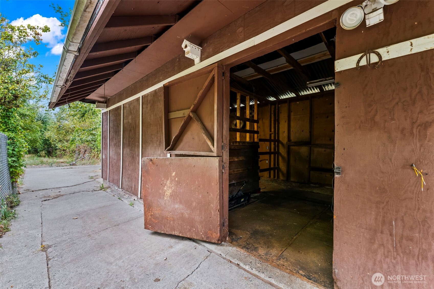 8518 Golden Given Road East Tacoma, WA 98445 - Photo 5 of 39 Gallery Image 5