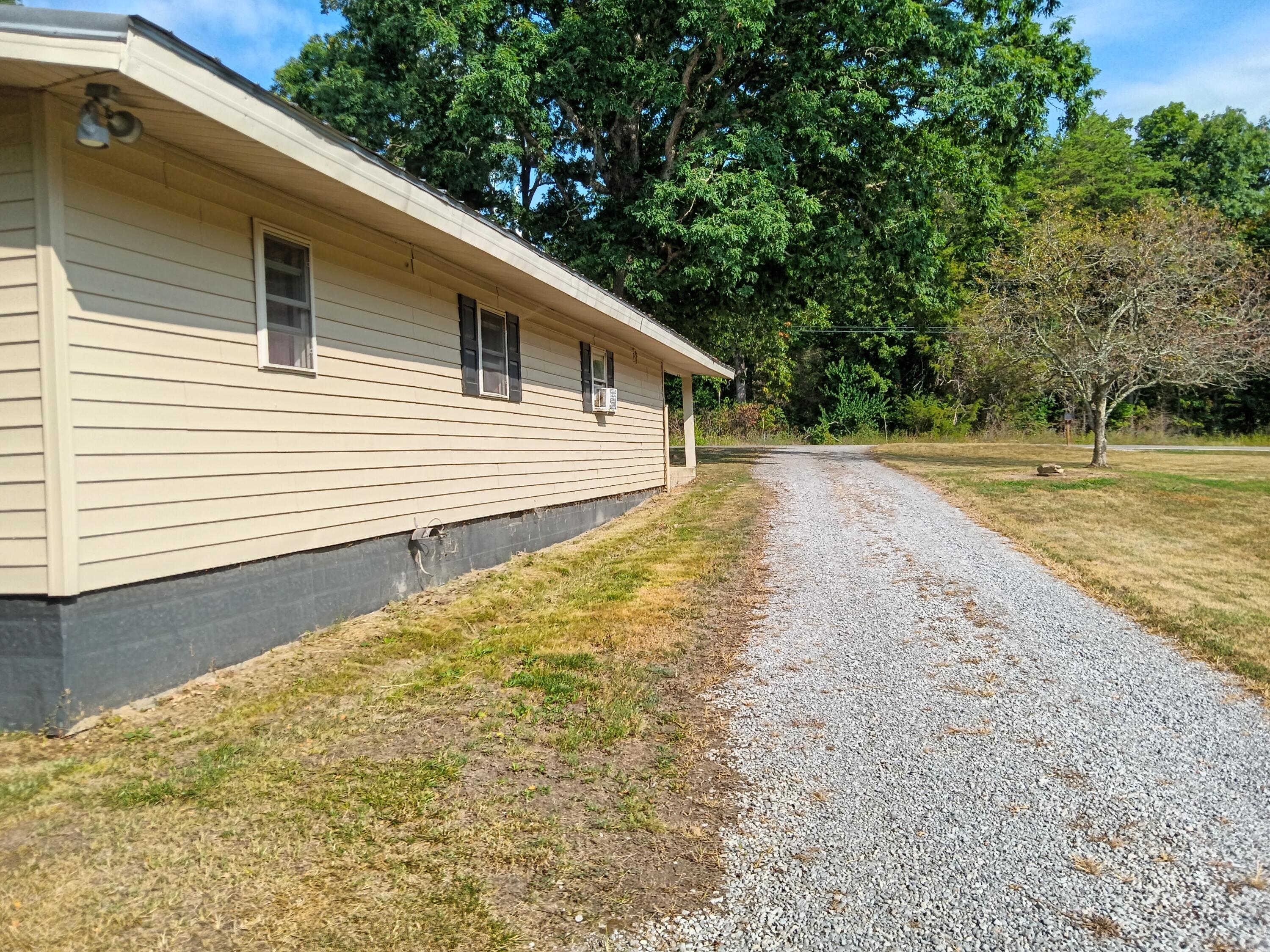 1396 Simmons Road Pikeville, TN 37367 - Photo 10 of 33 IMG_20240716_084728