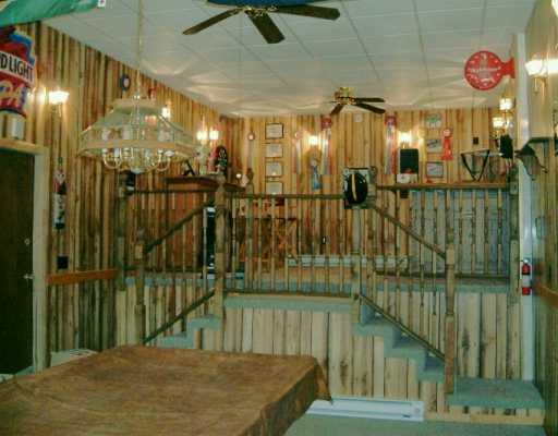 1001 Simpson Howell Road Elizabeth, PA 15037 - Photo 2 of 7 Den/Family/Great Room.