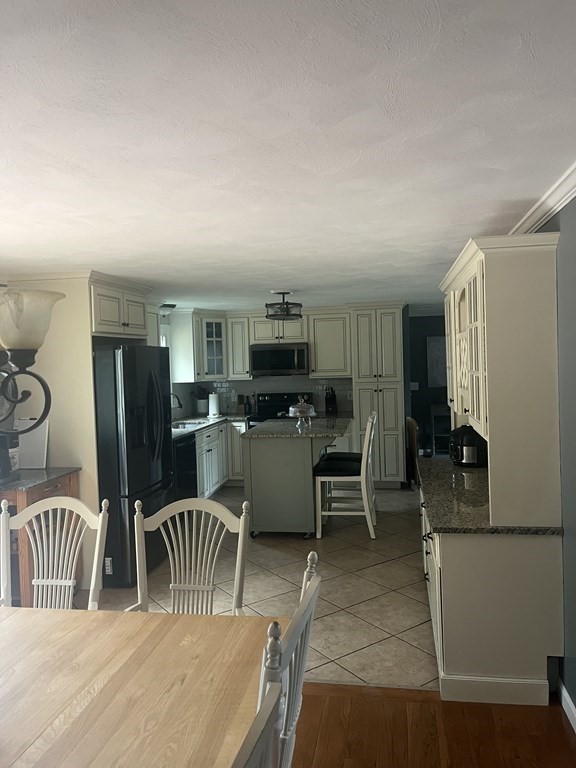 18 Ballou Road Hopedale, MA 01747 - Photo 5 of 28 Gallery Image 5