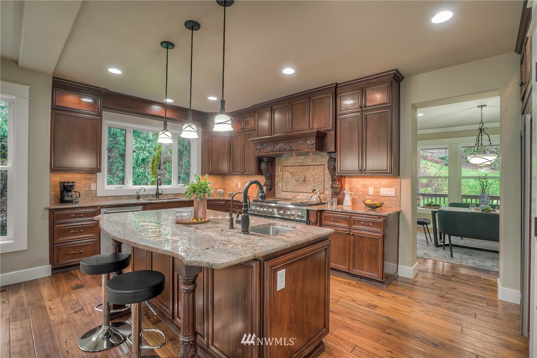 13240 Wallace Road Southeast Olalla, WA 98359 - Photo 12 of 27 Gallery Image 12