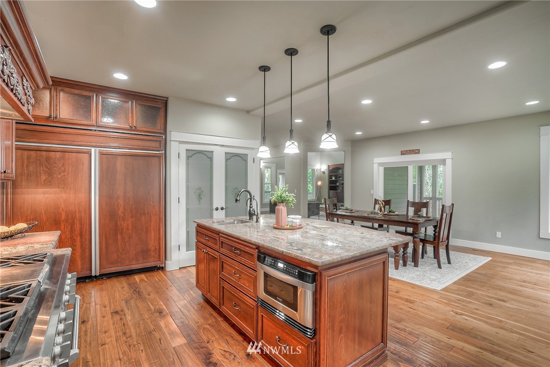 13240 Wallace Road Southeast Olalla, WA 98359 - Photo 10 of 27 Gallery Image 10