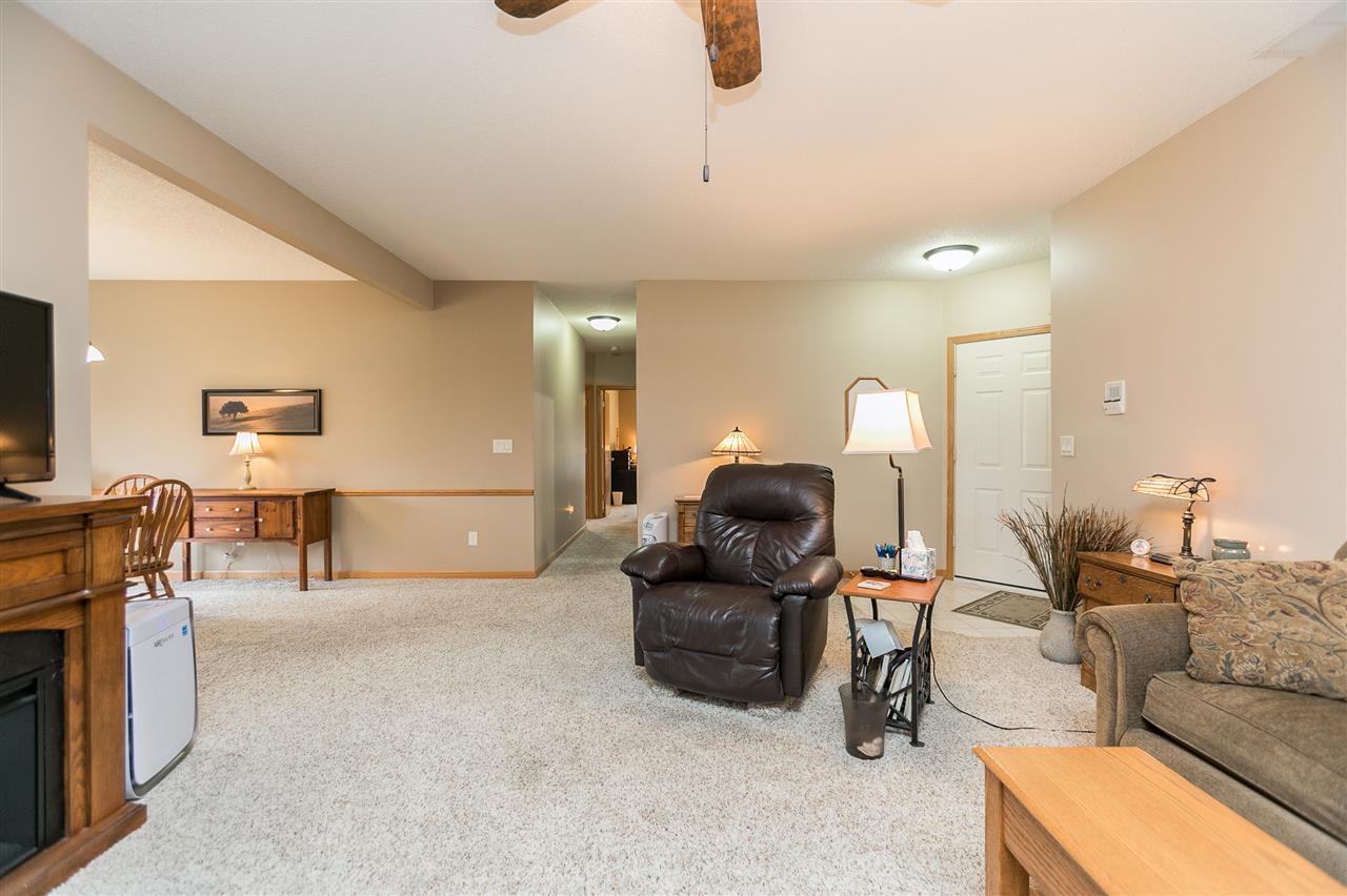 3130 Willowridge Road, Unit B Marion, IA 52302 - Photo 8 of 28 Gallery Image 8