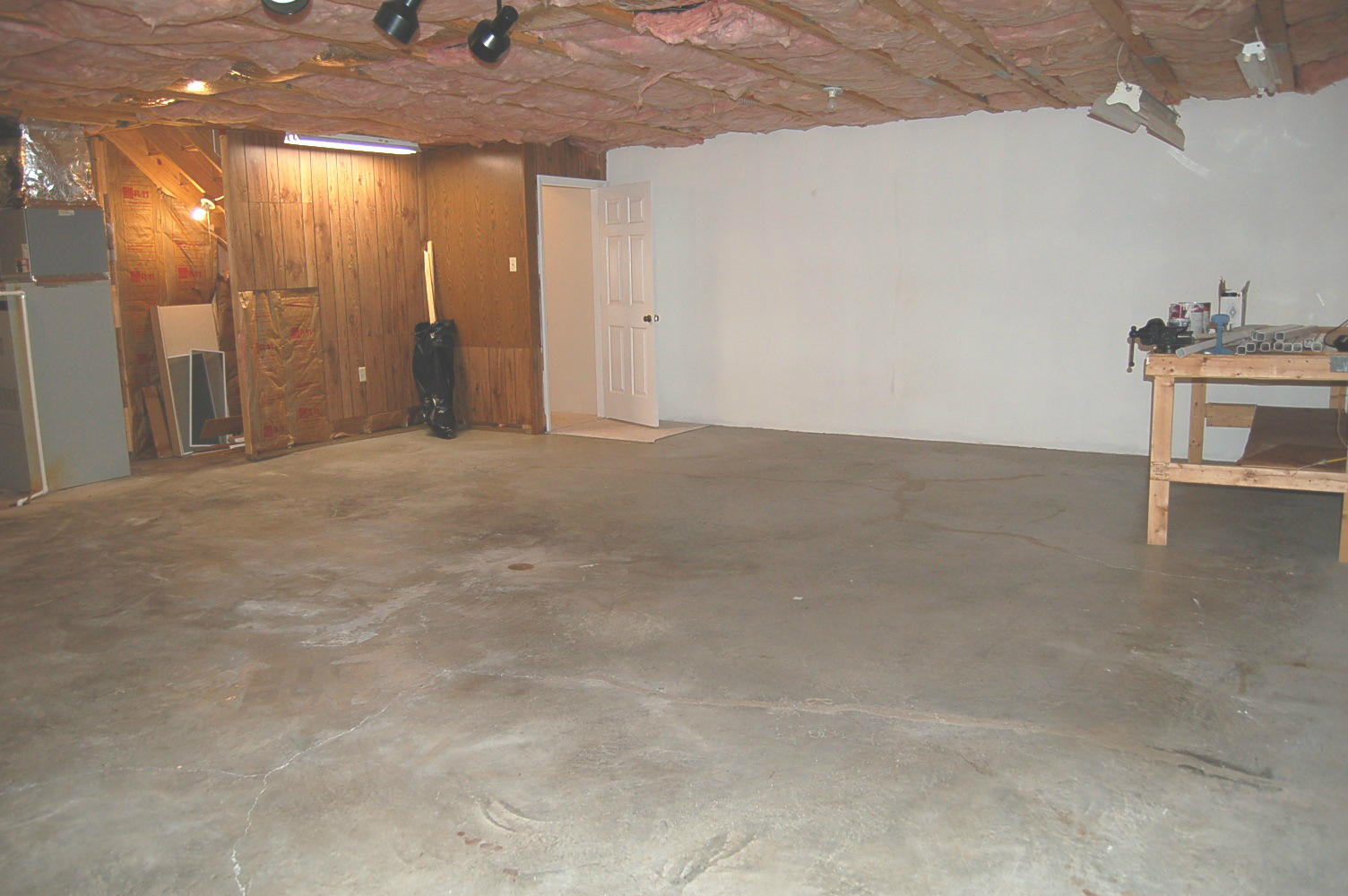 198 Oak Ridge Court Blue Ridge, VA 24064 - Photo 33 of 33 a view of an empty room