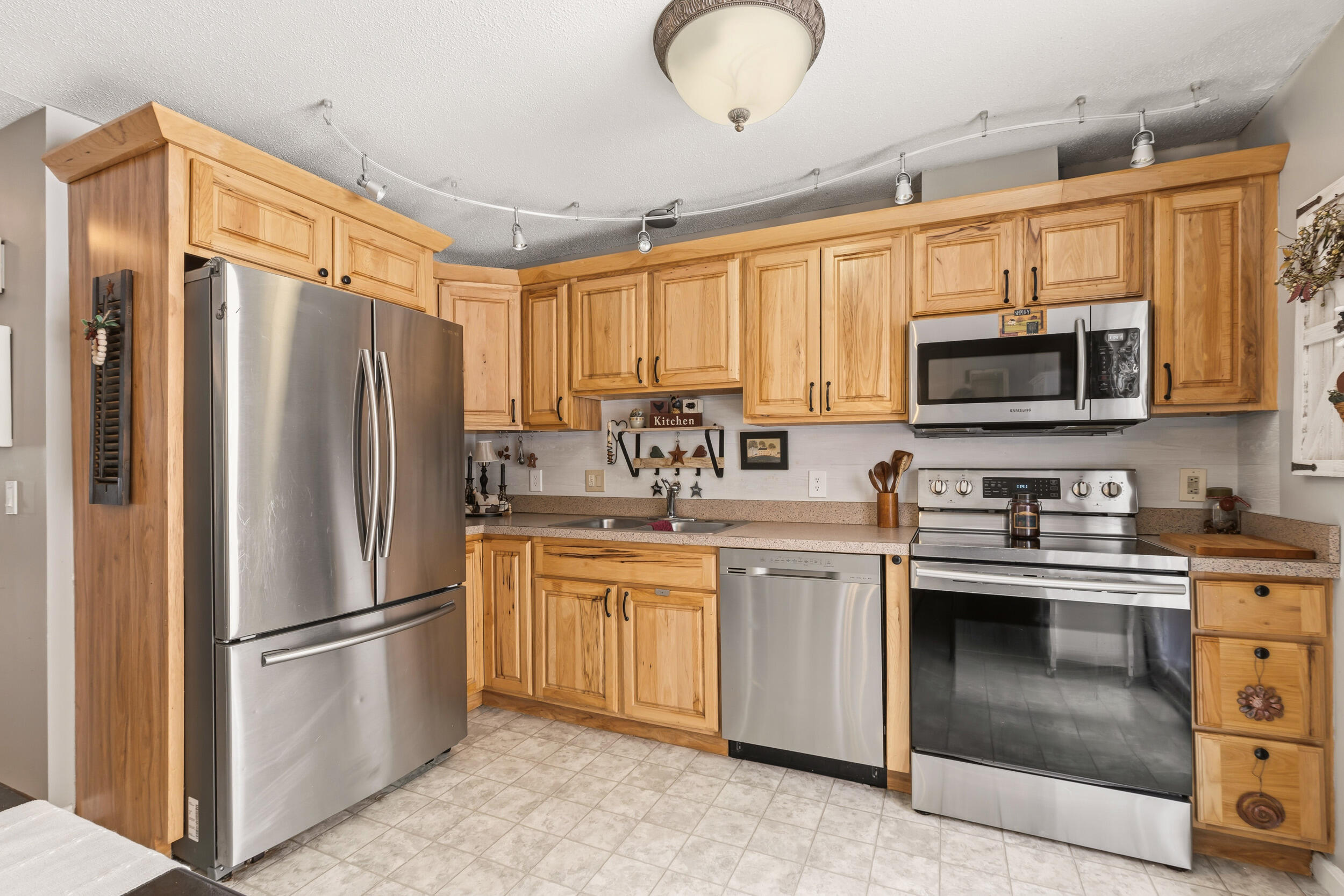 29 Baxter Woods Trail, Unit 29 Windham, ME 04062 - Photo 9 of 37 29 baxter woods trailwindhamme 04062usa-