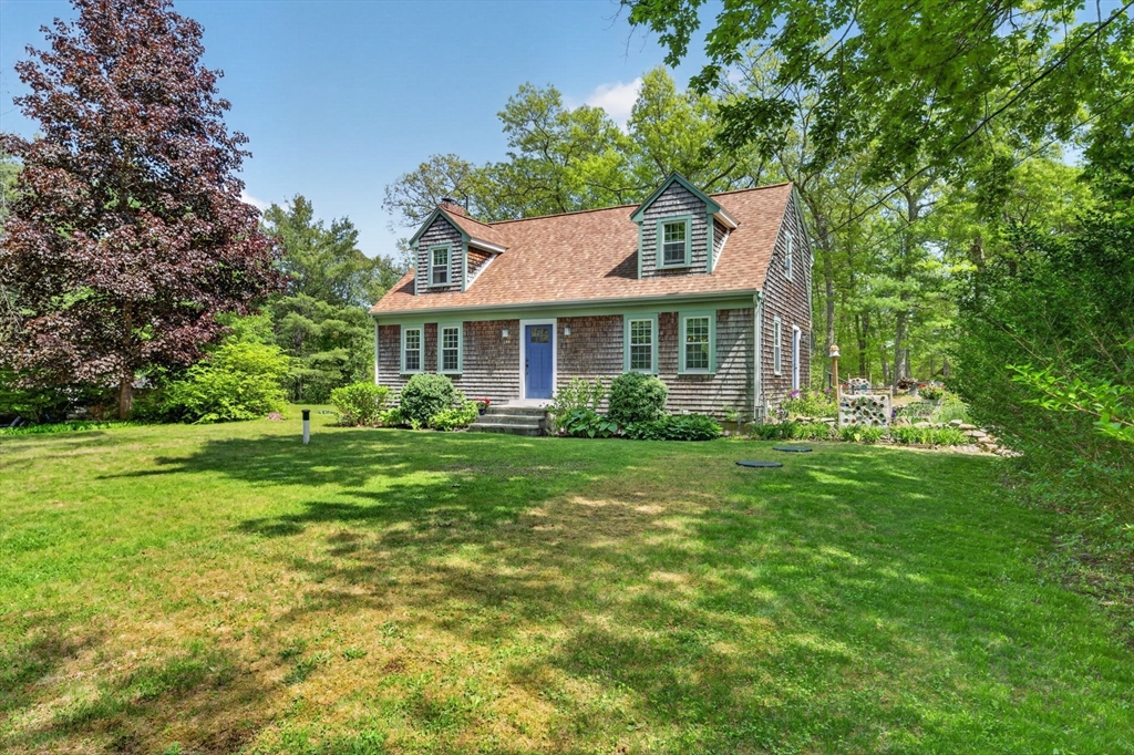 55 Lake Road Canton, MA 02021 - Photo 3 of 42