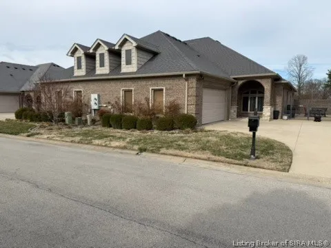 $399,900 | 3707 Riverwalk Court, Jeffersonville, IN 47130
