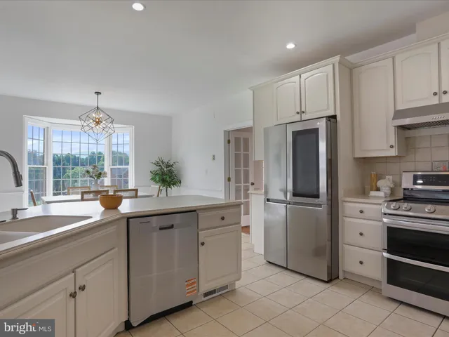 $1,199,000 | 9812 Pembroke Drive, Hagerstown, MD 21740