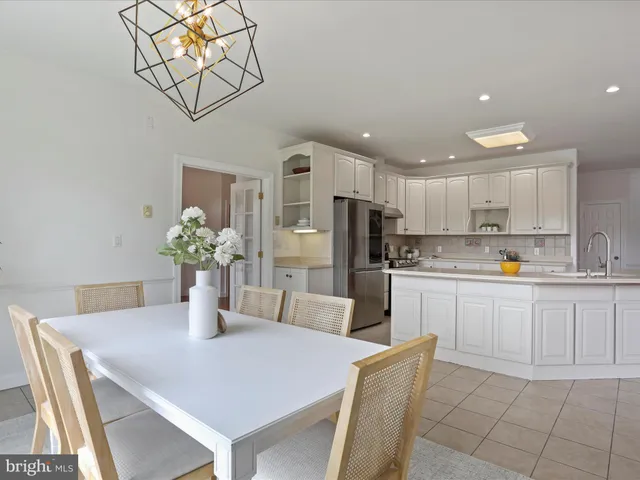 $1,199,000 | 9812 Pembroke Drive, Hagerstown, MD 21740