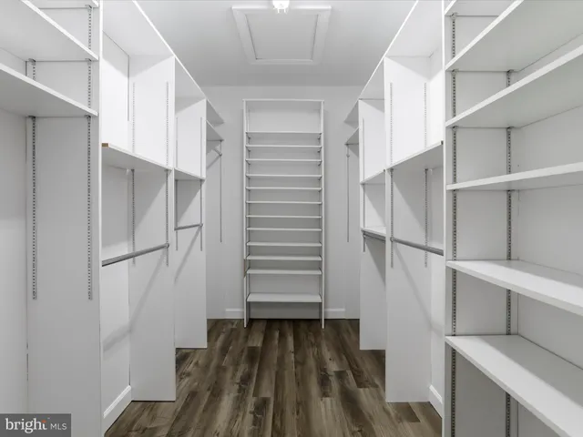 $1,199,000 | 9812 Pembroke Drive, Hagerstown, MD 21740