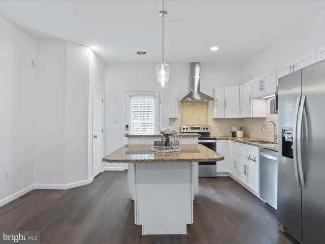 $1,199,000 | 9812 Pembroke Drive, Hagerstown, MD 21740