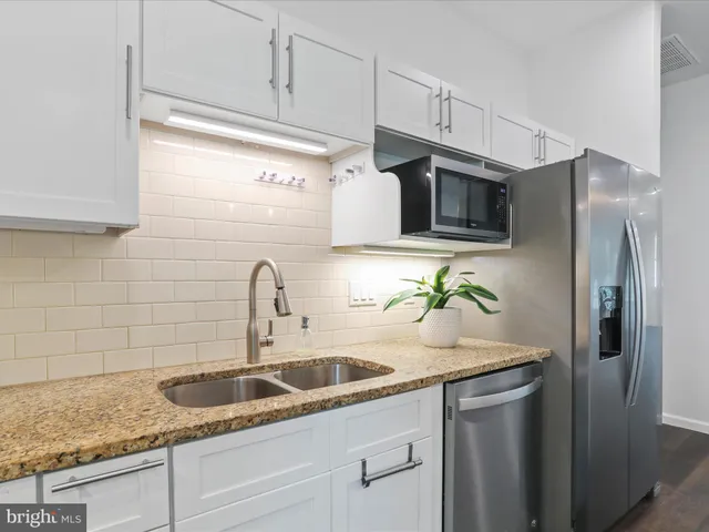 $1,199,000 | 9812 Pembroke Drive, Hagerstown, MD 21740