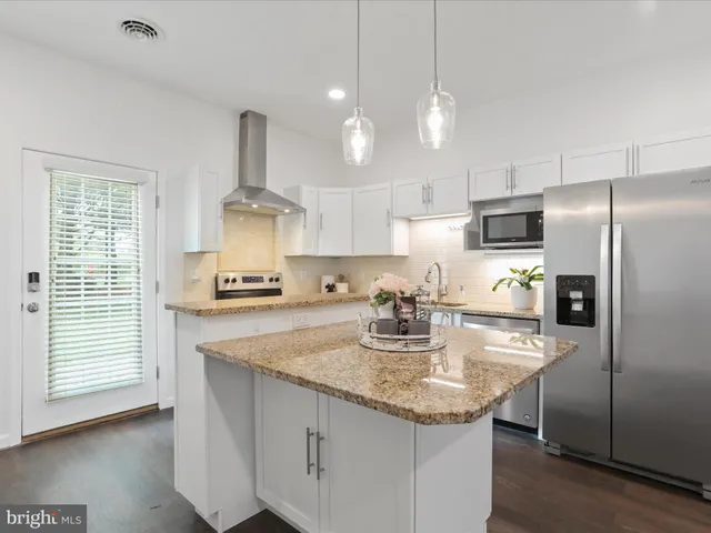 $1,199,000 | 9812 Pembroke Drive, Hagerstown, MD 21740