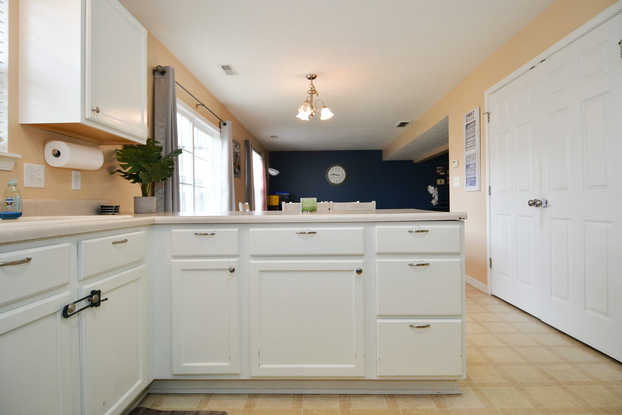6424 Furnas Road Indianapolis, IN 46221 - Photo 12 of 44