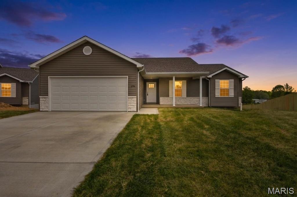 179 Rivers Edge Drive Moscow Mills, MO 63362 - Photo 1 of 47