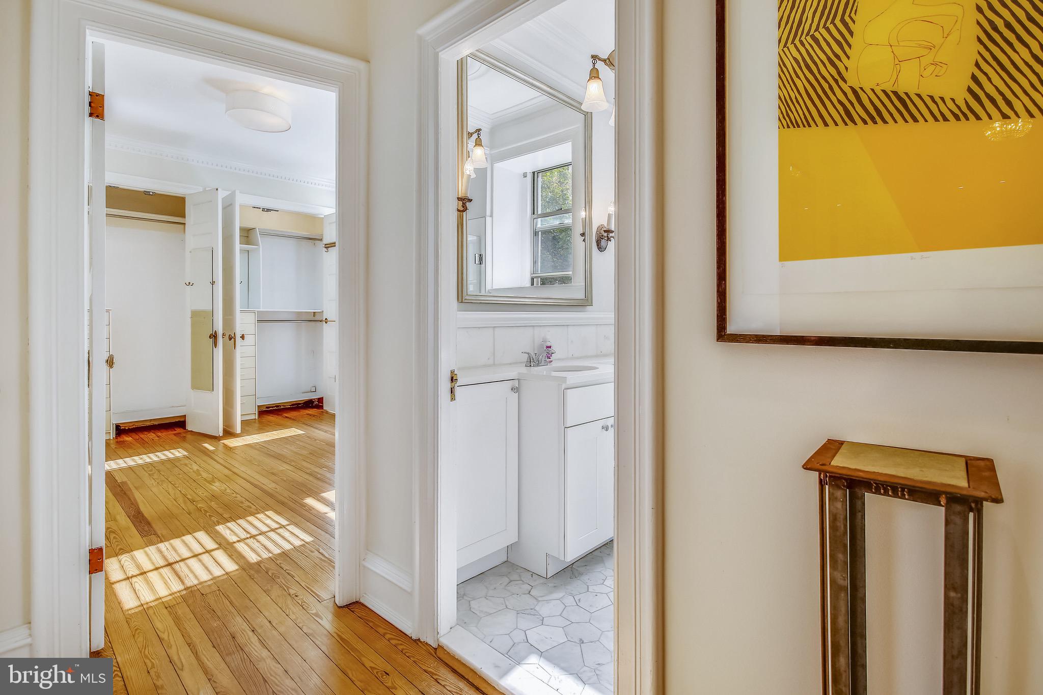2022 Columbia Road Northwest, Unit 107 Washington, DC 20009 - Photo 25 of 47 Hall outside Primary Bedroom and Bathroom