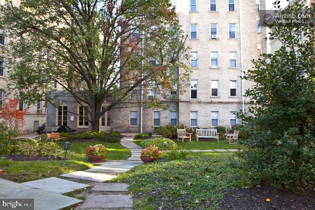 2022 Columbia Road Northwest, Unit 107 Washington, DC 20009 - Photo 40 of 47 Building common area back garden and lawn