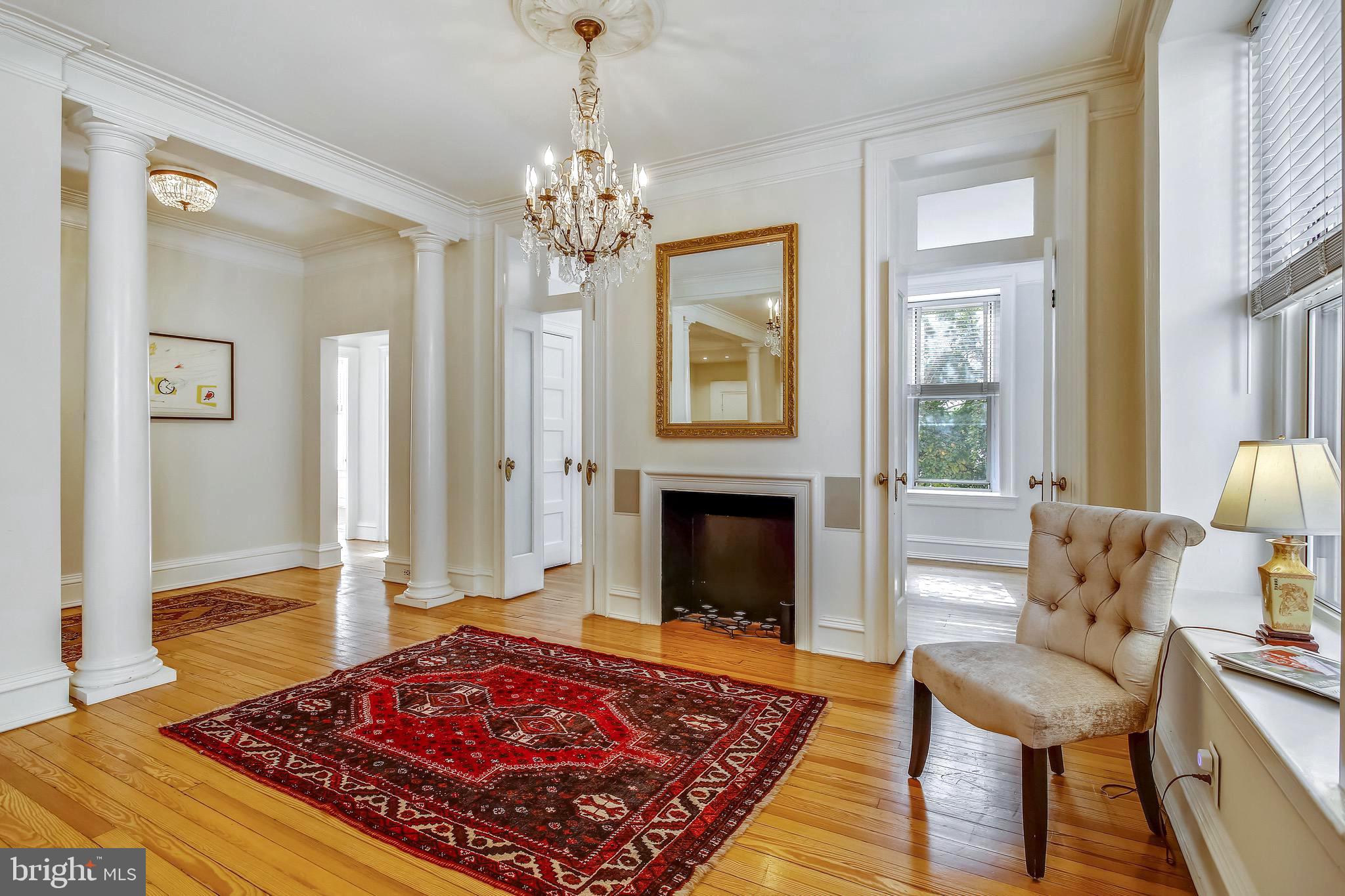 2022 Columbia Road Northwest, Unit 107 Washington, DC 20009 - Photo 9 of 47 Living Room