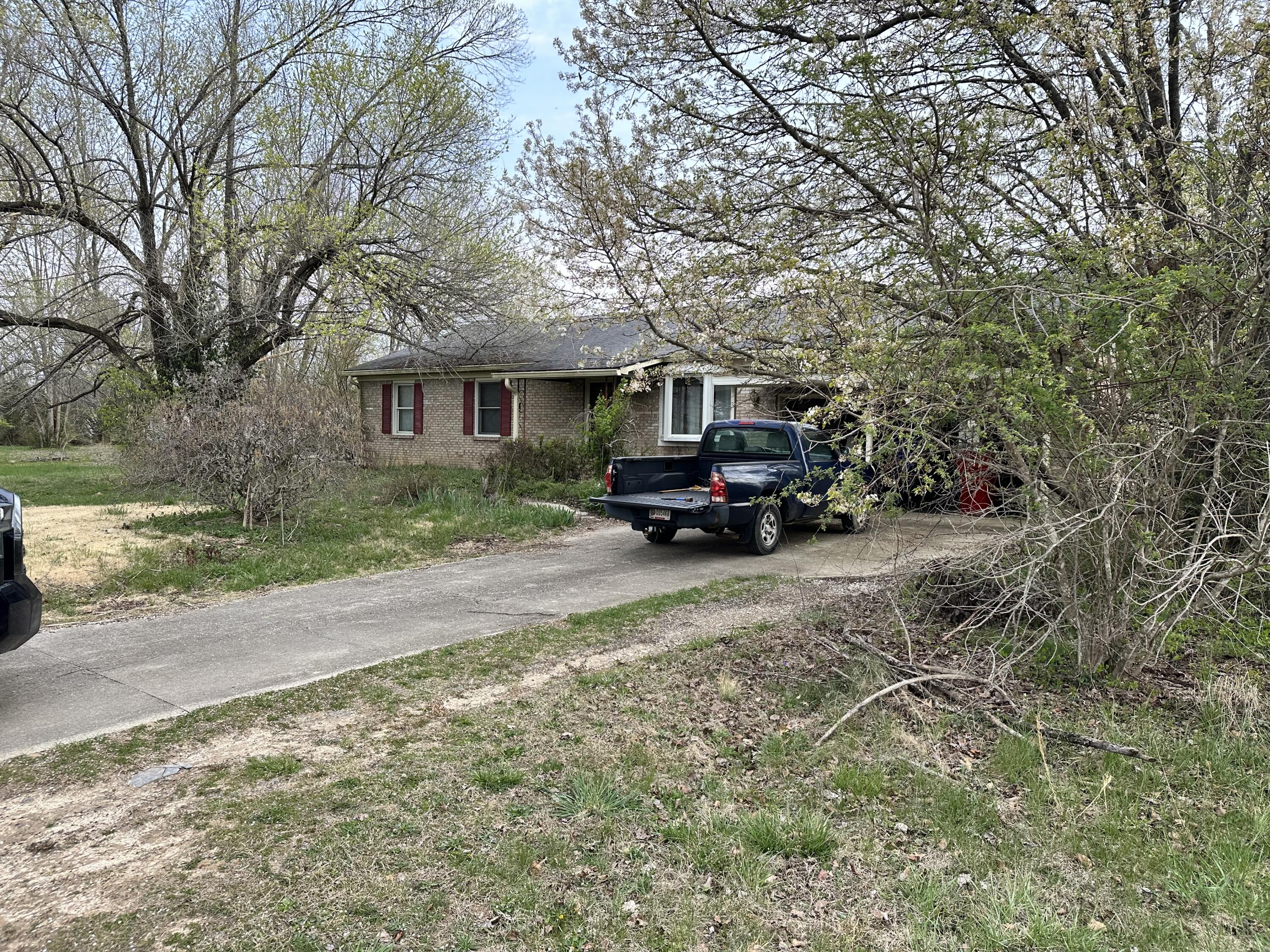 623 Bybee Loop Road Waco, KY 40385 - Photo 2 of 29 IMG_8434