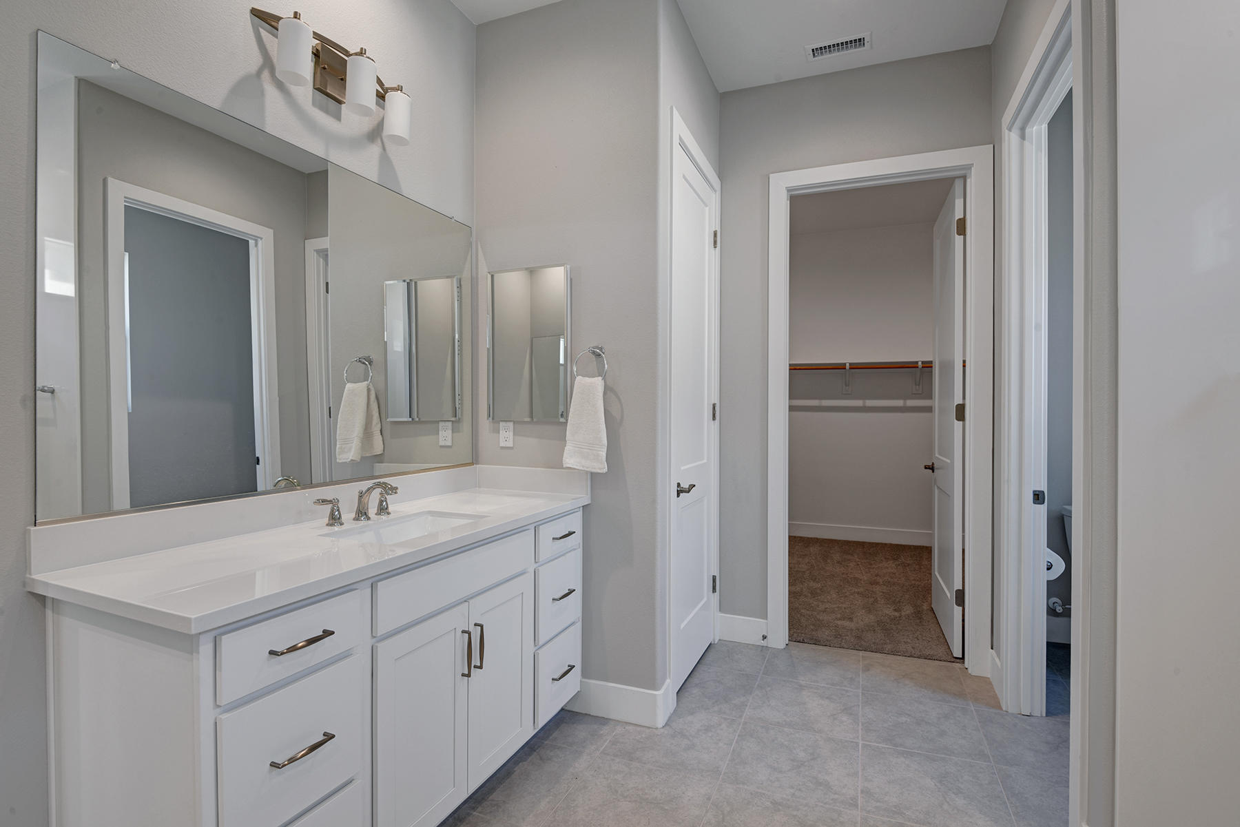 52 Cork Tree Rancho Mirage, CA 92270 - Photo 33 of 47 PRIMARY BATHROOM VANITY MLS